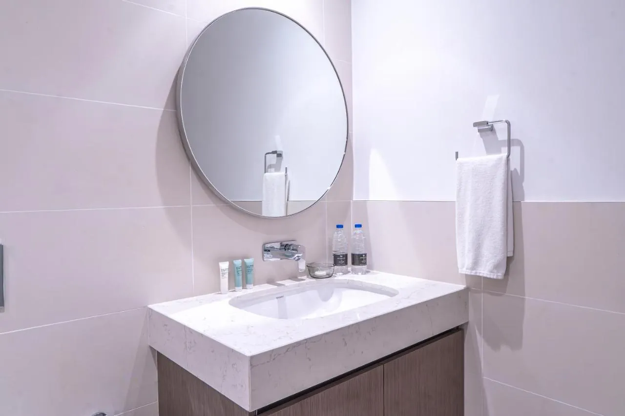 Your Stay Apartments Luxury Beachfront Living Dubaj 0*,
