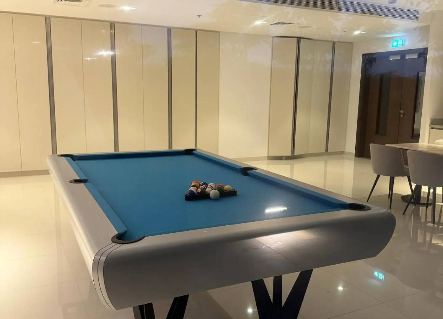 Your Stay Apartments Luxury Beachfront Living Dubaj Zjednoczone Emiraty Arabskie